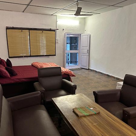 Dreamwoods A Travellers Farm Hostel Dharamshala Exterior photo